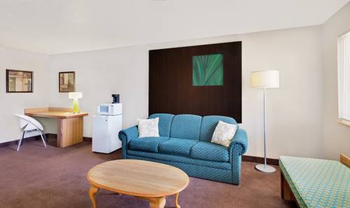Imagen de la habitación del Hotel Super 8 By Wyndham Newburgh/west Point Near Stewart Airport. Foto 3
