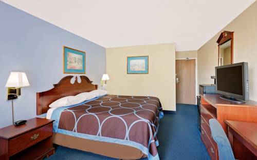 Imagen de la habitación del Hotel Super 8 By Wyndham Newburgh/west Point Near Stewart Airport. Foto 6