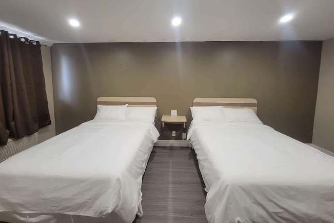 Imagen de la habitación del Hotel Super 8 By Wyndham Niagara Falls On. Foto 13