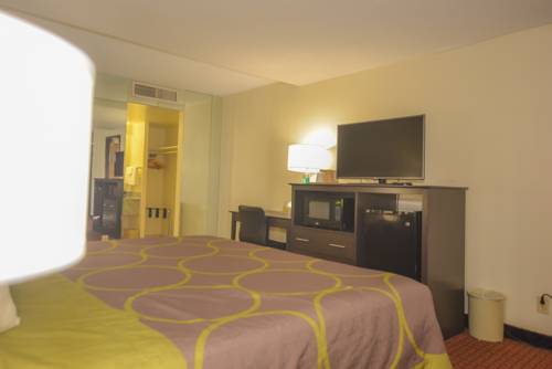 Imagen de la habitación del Hotel Super 8 By Wyndham Norman. Foto 6