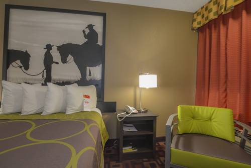 Imagen de la habitación del Hotel Super 8 By Wyndham Norman. Foto 12