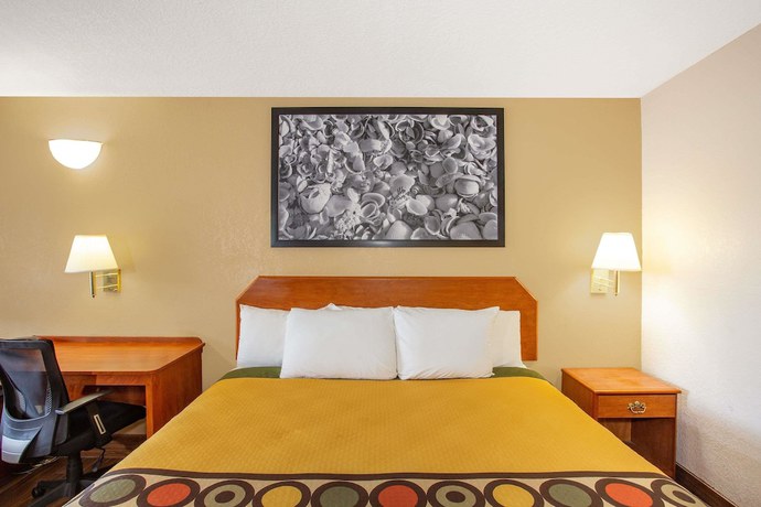 Imagen de la habitación del Hotel Super 8 By Wyndham North Palm Beach. Foto 6