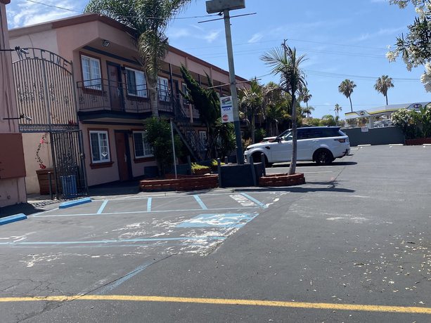 Imagen general del Hotel Super 8 By Wyndham Oceanside Downtown. Foto 4