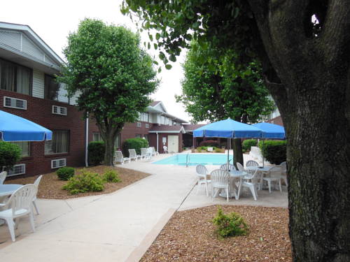 Imagen general del Hotel Super 8 By Wyndham O'fallon. Foto 1