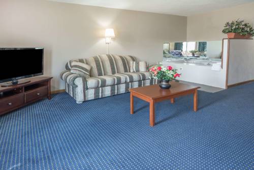 Imagen de la habitación del Hotel Super 8 By Wyndham O'fallon Mo/st. Louis Area. Foto 5