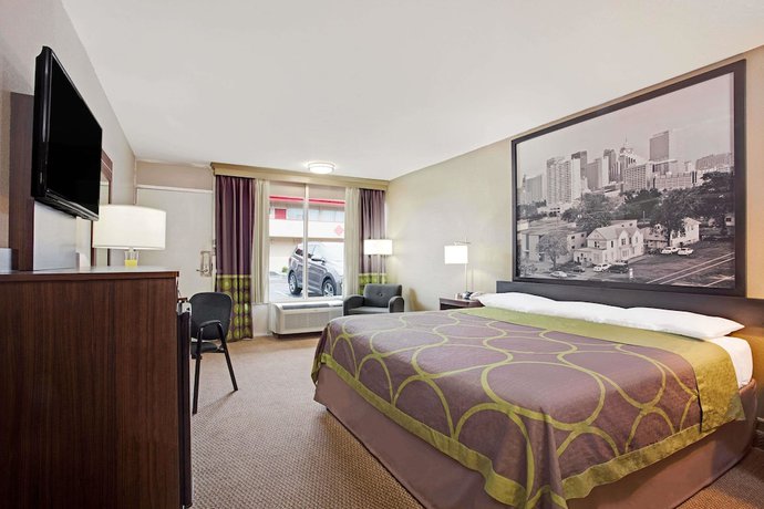 Imagen de la habitación del Hotel Super 8 By Wyndham Oklahoma/frontier City. Foto 10