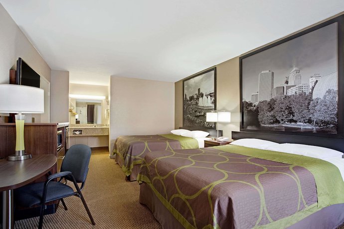 Imagen de la habitación del Hotel Super 8 By Wyndham Oklahoma/frontier City. Foto 11