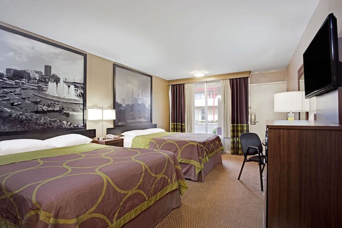 Imagen de la habitación del Hotel Super 8 By Wyndham Oklahoma/frontier City. Foto 12