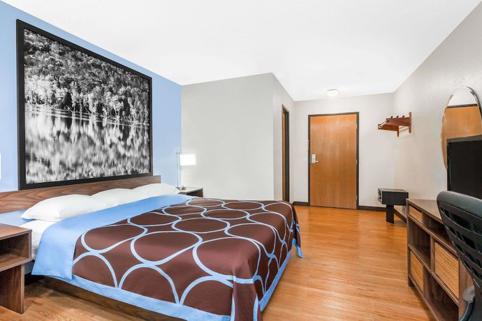 Imagen de la habitación del Hotel Super 8 By Wyndham Oneonta/cooperstown. Foto 10