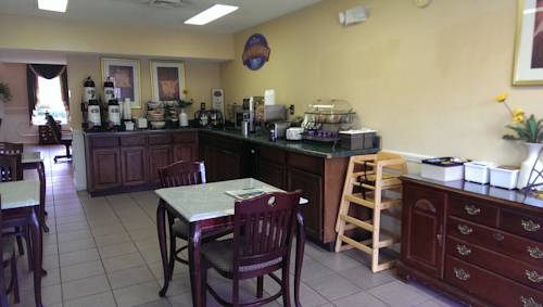 Imagen de la habitación del Hotel Super 8 By Wyndham Orangeburg North. Foto 4