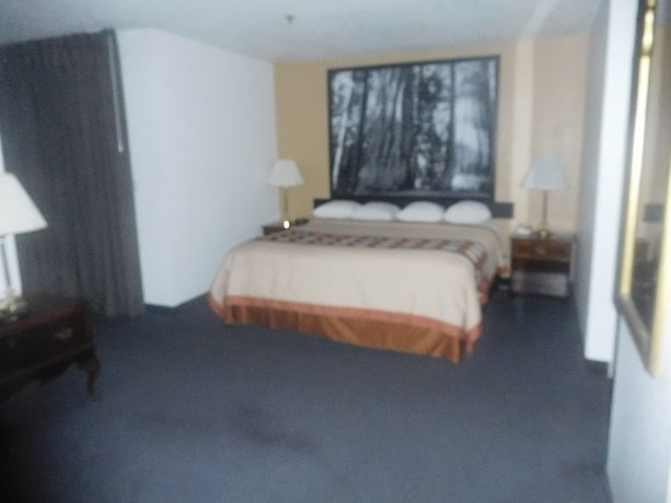 Imagen de la habitación del Hotel Super 8 By Wyndham Oroville. Foto 6