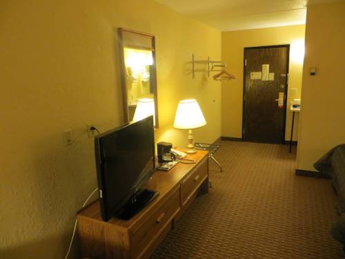 Imagen de la habitación del Hotel Super 8 By Wyndham Owatonna. Foto 13
