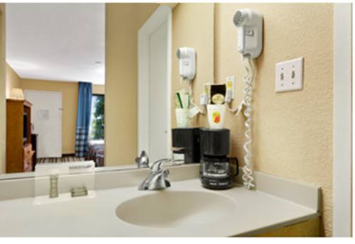 Imagen de la habitación del Hotel Super 8 By Wyndham Oxford, Oxford. Foto 3