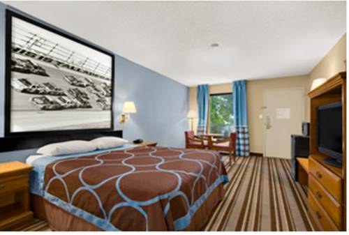 Imagen de la habitación del Hotel Super 8 By Wyndham Oxford, Oxford. Foto 6