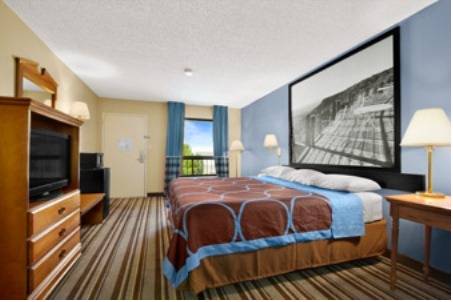 Imagen de la habitación del Hotel Super 8 By Wyndham Oxford, Oxford. Foto 11
