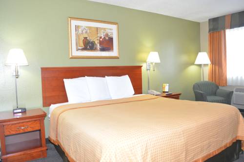 Imagen de la habitación del Hotel Super 8 By Wyndham Panama City. Foto 13