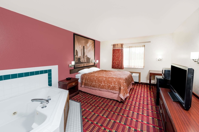 Imagen de la habitación del Hotel Super 8 By Wyndham Paris Il. Foto 7