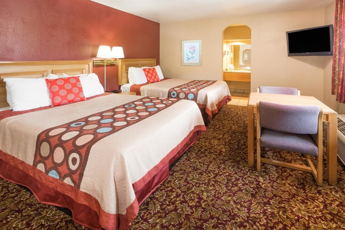 Imagen de la habitación del Hotel Super 8 By Wyndham Pasadena/la Area. Foto 5