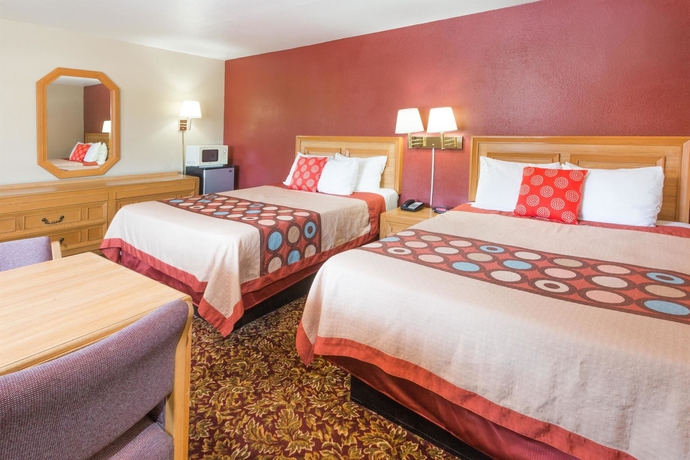 Imagen de la habitación del Hotel Super 8 By Wyndham Pasadena/la Area. Foto 6