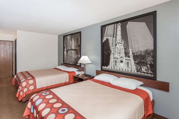 Imagen de la habitación del Hotel Super 8 By Wyndham Pekin/peoria Area. Foto 11