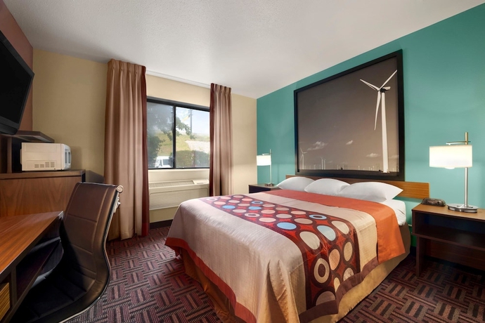 Imagen de la habitación del Hotel Super 8 By Wyndham Peoria East. Foto 10