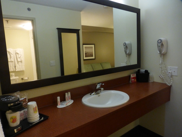 Imagen de la habitación del Hotel Super 8 By Wyndham Peterborough. Foto 3