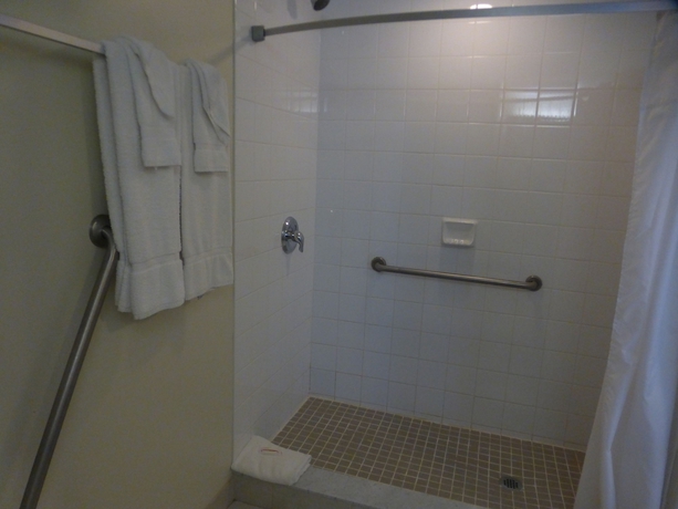 Imagen de la habitación del Hotel Super 8 By Wyndham Peterborough. Foto 7