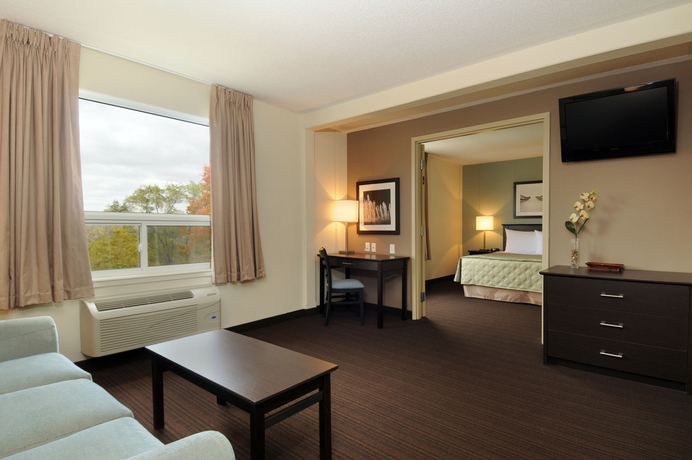 Imagen de la habitación del Hotel Super 8 By Wyndham Peterborough. Foto 11