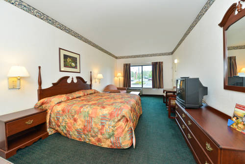 Imagen de la habitación del Hotel Super 8 By Wyndham Petersburg. Foto 6