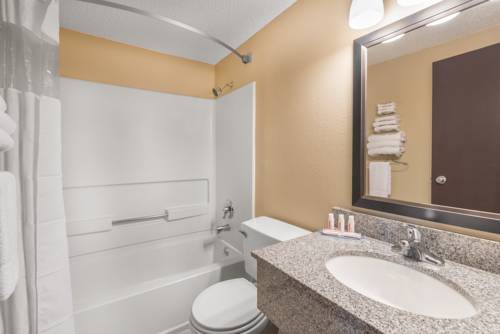 Imagen de la habitación del Hotel Super 8 By Wyndham Pierre Sd. Foto 4