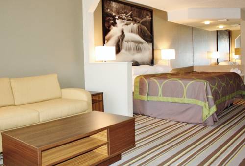 Imagen de la habitación del Hotel Super 8 By Wyndham Pigeon Forge Dollywood Lane. Foto 15