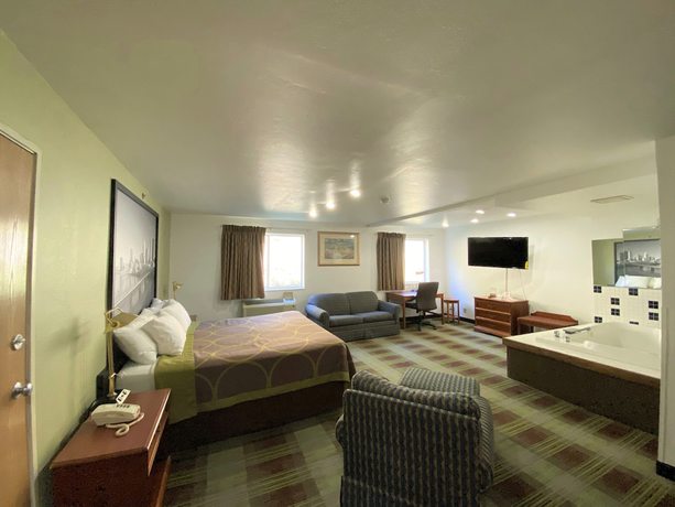 Imagen de la habitación del Hotel Super 8 By Wyndham Pittsburgh/monroeville. Foto 2