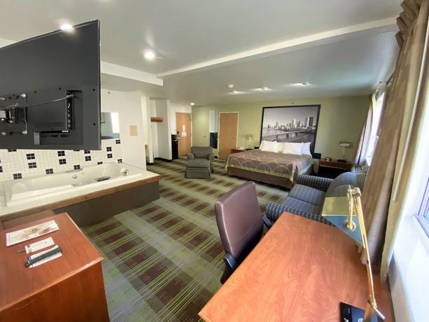 Imagen de la habitación del Hotel Super 8 By Wyndham Pittsburgh/monroeville. Foto 6