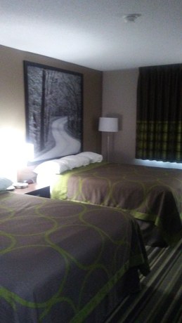 Imagen de la habitación del Hotel Super 8 By Wyndham Plymouth. Foto 9