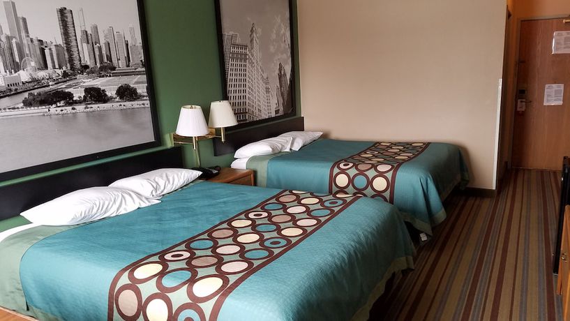 Imagen de la habitación del Hotel Super 8 By Wyndham Pontoon Beach Il/st. Louis Mo Area. Foto 11