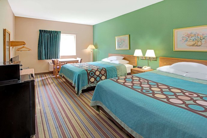 Imagen de la habitación del Hotel Super 8 By Wyndham Pontoon Beach Il/st. Louis Mo Area. Foto 12