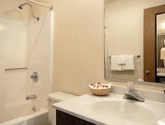 Imagen de la habitación del Hotel Super 8 By Wyndham Poplar Bluff Missouri. Foto 4