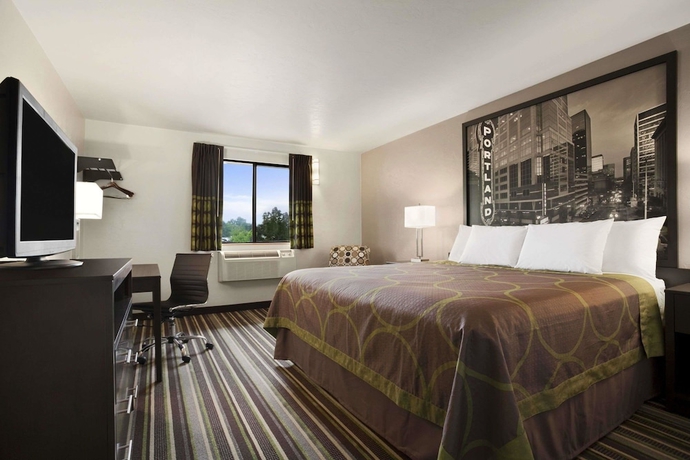 Imagen de la habitación del Hotel Super 8 By Wyndham Portland Airport. Foto 7