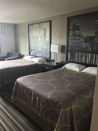 Imagen de la habitación del Hotel Super 8 By Wyndham Portland Airport. Foto 14