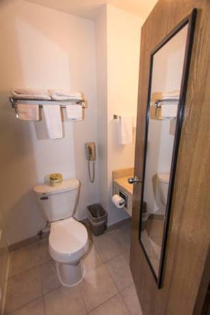 Imagen de la habitación del Hotel Super 8 By Wyndham Price. Foto 4