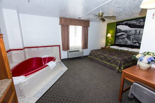 Imagen de la habitación del Hotel Super 8 By Wyndham Price. Foto 5