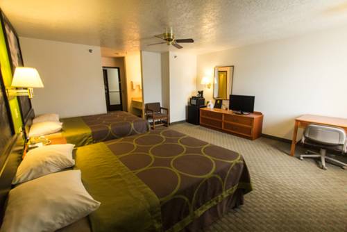 Imagen de la habitación del Hotel Super 8 By Wyndham Price. Foto 13