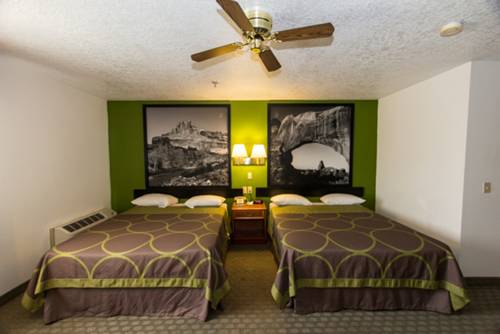 Imagen de la habitación del Hotel Super 8 By Wyndham Price. Foto 14