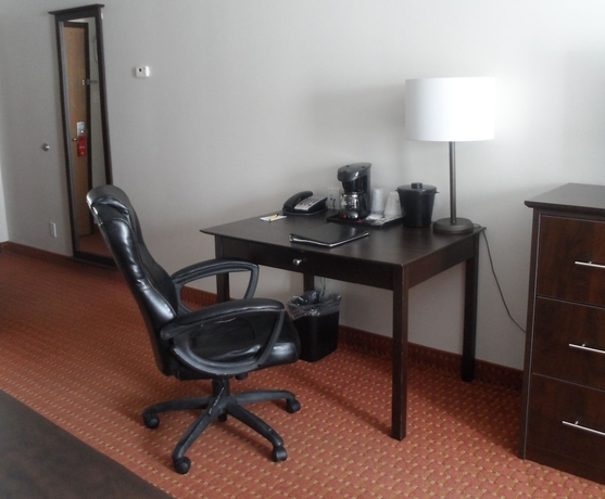 Imagen de la habitación del Hotel Super 8 By Wyndham Quebec City, Quebec City. Foto 3