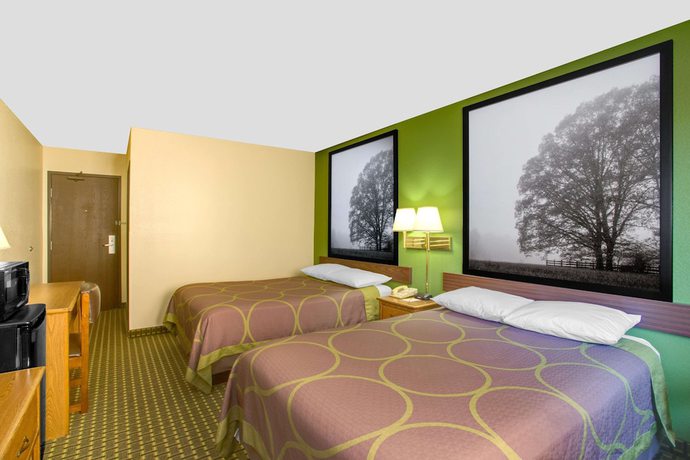 Imagen de la habitación del Hotel Super 8 By Wyndham Radford Va. Foto 9