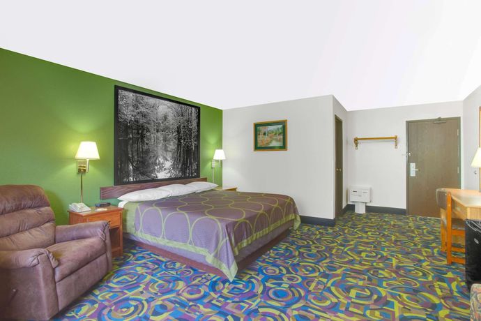 Imagen de la habitación del Hotel Super 8 By Wyndham Radford Va. Foto 10
