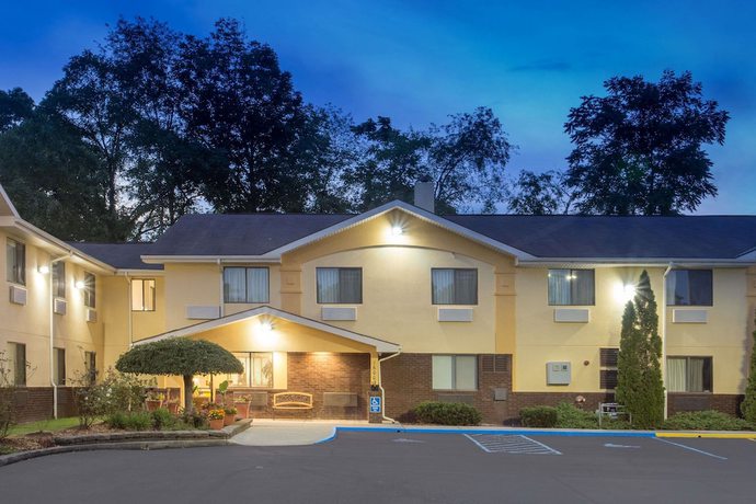 Imagen general del Hotel Super 8 By Wyndham Radford Va. Foto 1