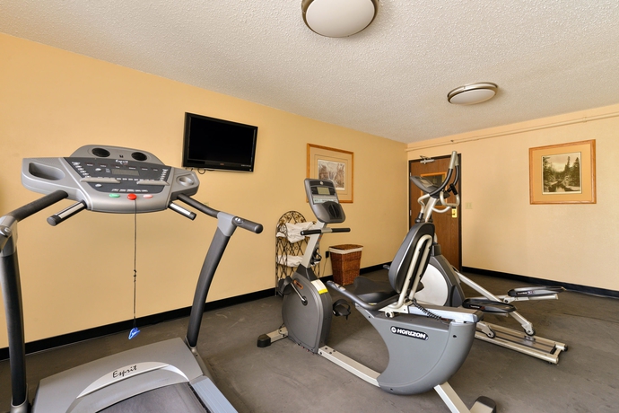 Imagen de los interiores del Hotel Super 8 By Wyndham Rapid City. Foto 14