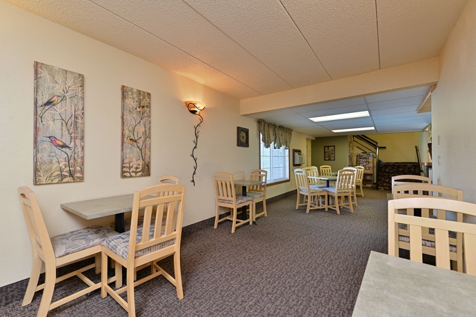 Imagen del bar/restaurante del Hotel Super 8 By Wyndham Rapid City. Foto 4