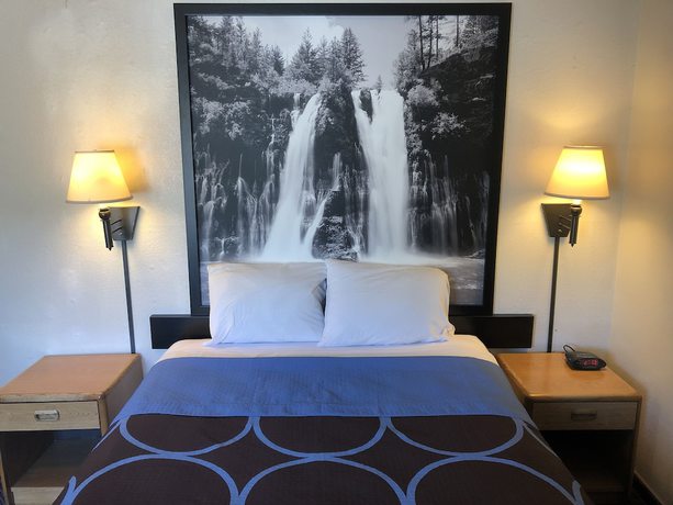 Imagen de la habitación del Hotel Super 8 By Wyndham Red Bluff. Foto 10